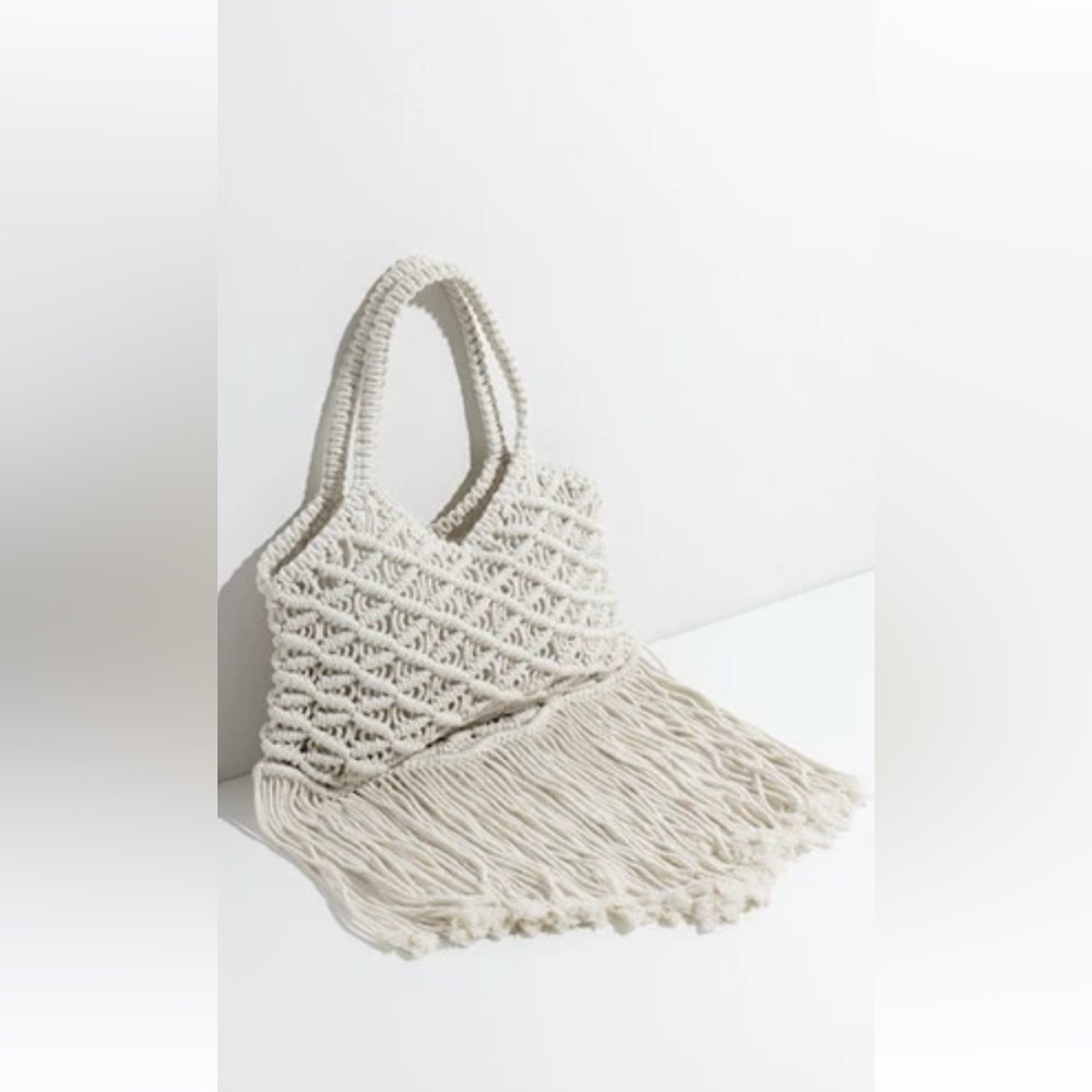 Lusana Resort Bag - Picture 3 of 7